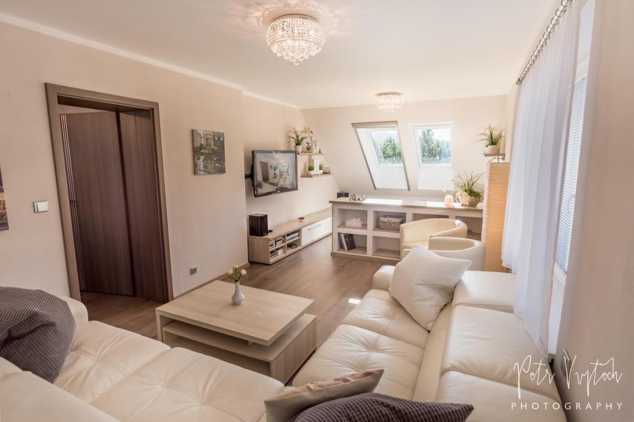 Apartmán na Lipně Frymburk Exterior foto